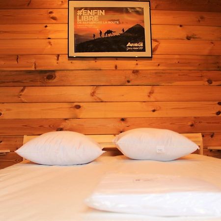 Chalet Pyreneen Saint-Ybars Exterior photo