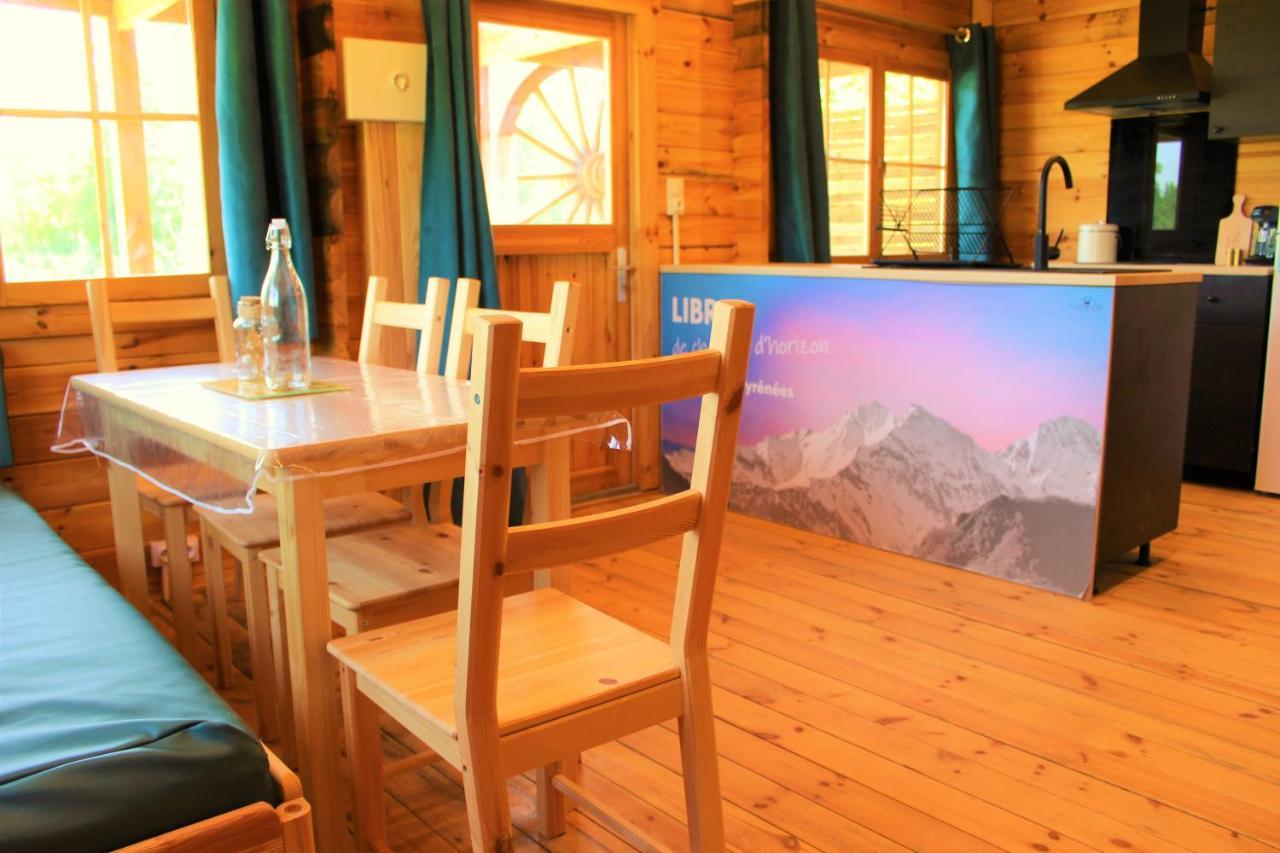 Chalet Pyreneen Saint-Ybars Exterior photo